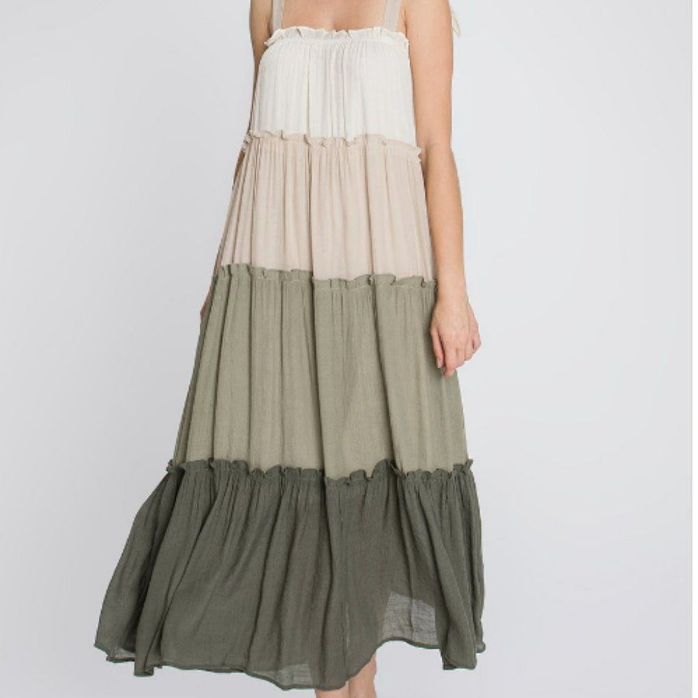 Blu Pepper Maxi Dress Size M Neutral Tones Fully Lined Adjustable Straps